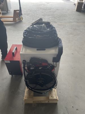 Kleine lasersweismachine met handvezel 1500 Watt