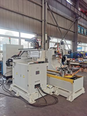 Cnc-weerstandswelders Verwarmingsplaatshuisgebouw Weldpuntweldmachine Automatisch